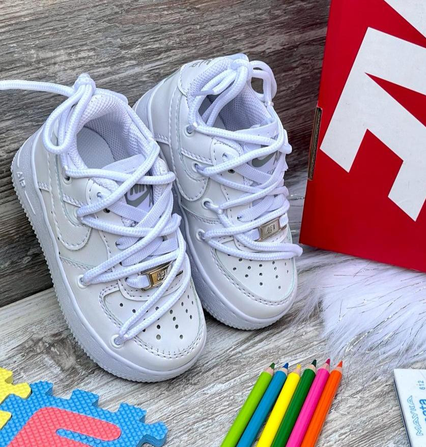 Tenis Nike doble cordon