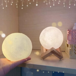 Lampara luna 3d de 15 cm base madera