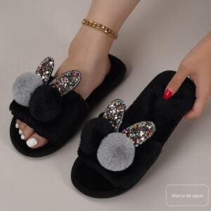 Sandalias en peluche conejo con aplique