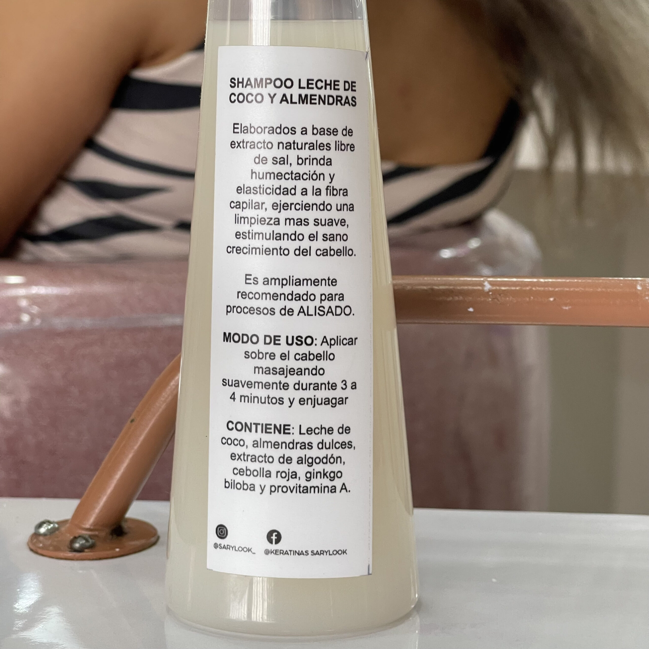 shampoo leche de coco yalmendras - Imagen 3