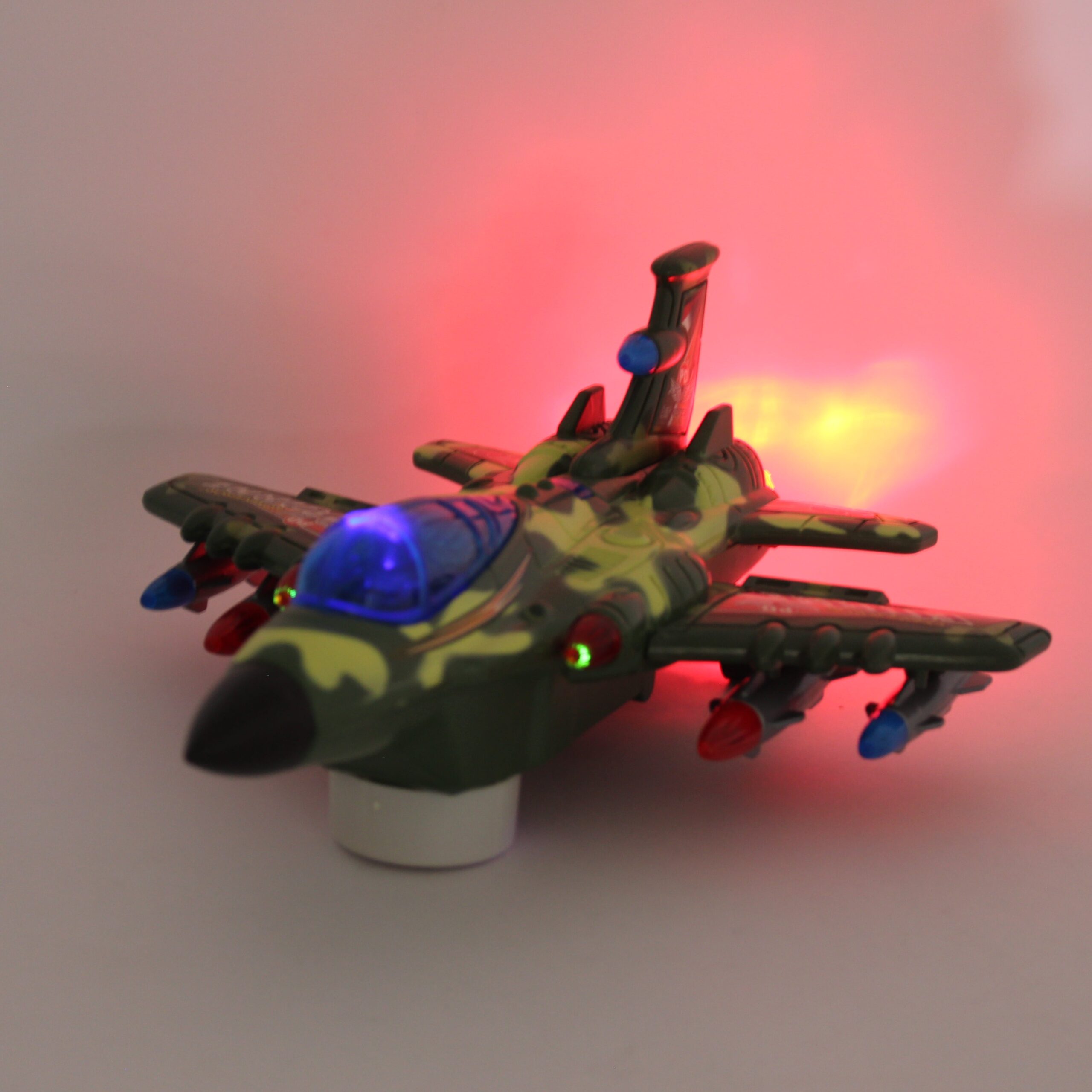 Avion Militar de pilas
