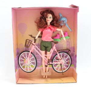 Barbie con bicicleta y panites