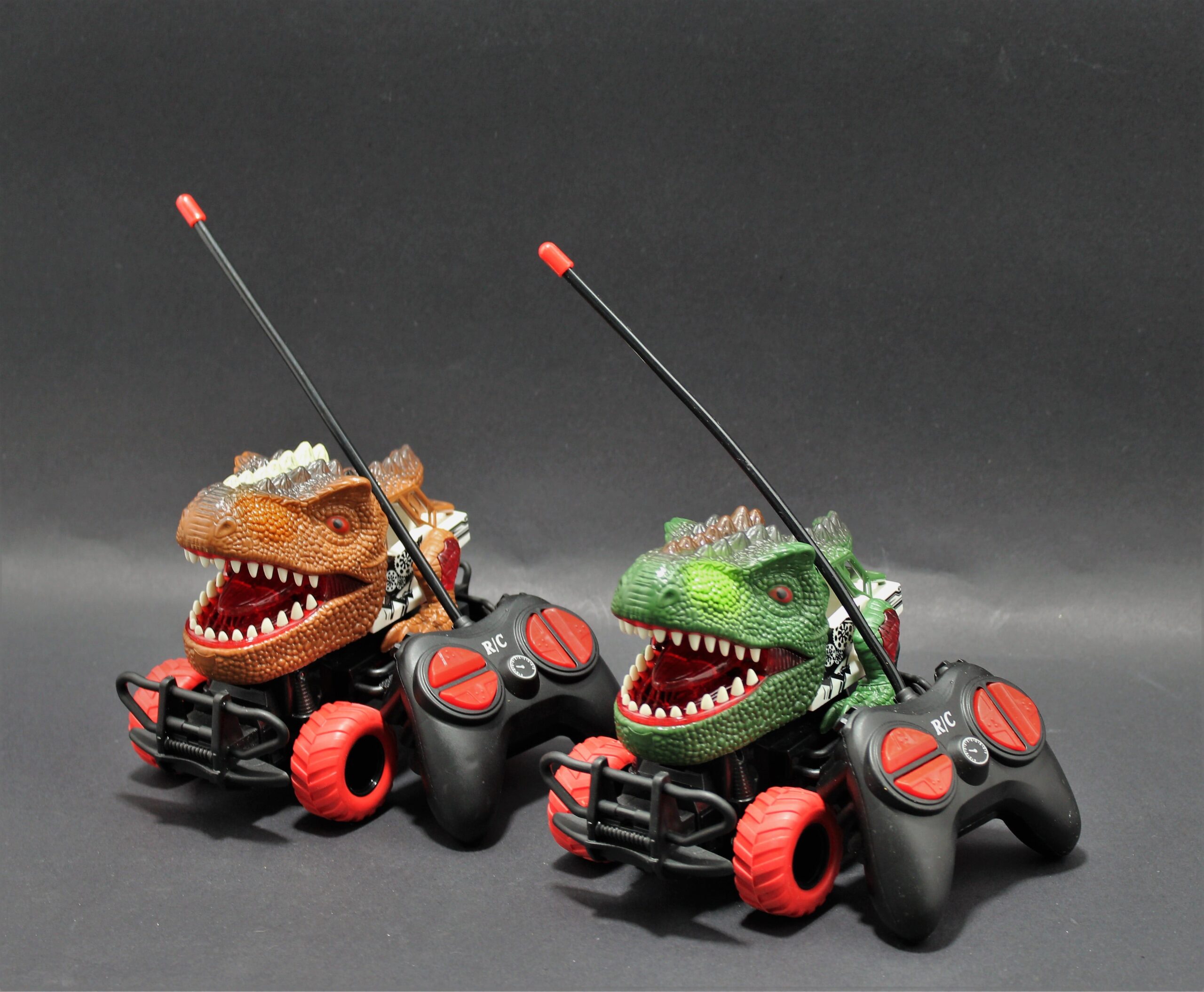 Carro dinosaurio a control remoto - Imagen 2