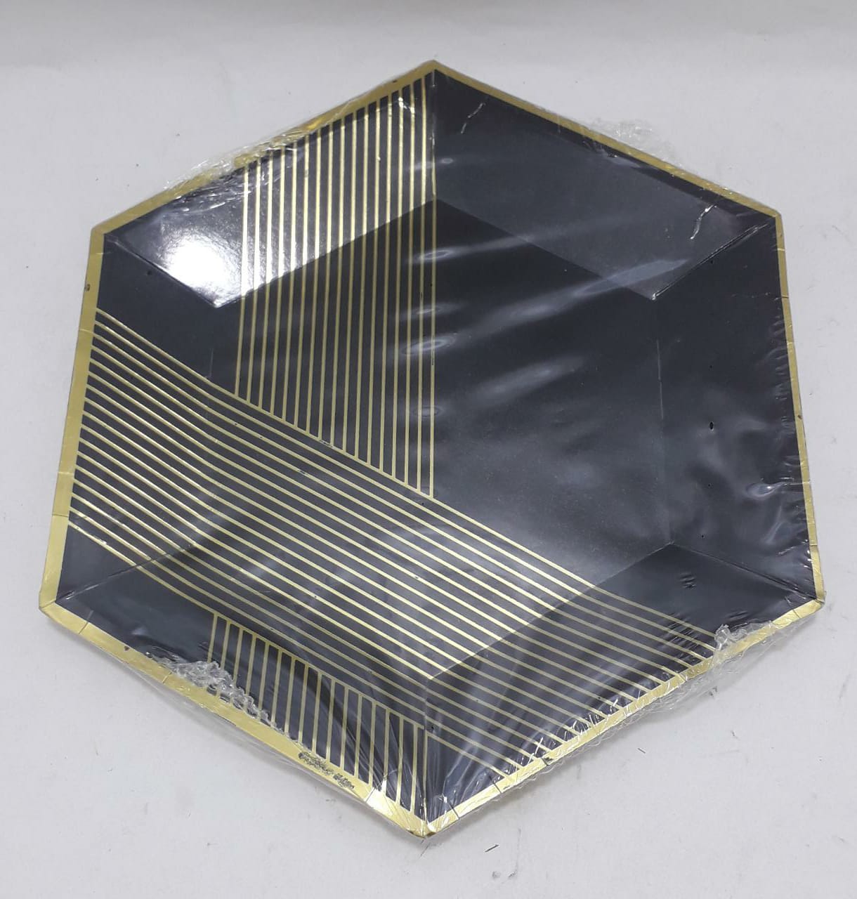 PLATO X 10 HEXAGONAL NEGRO DORADO