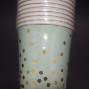 Vasos verde puntos dorados x 10 und