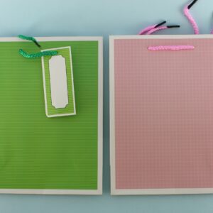 Bolsa de regalo pequeña cuadros y ralla