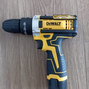 TALADRO 1801 VOLTIOS DEWALT