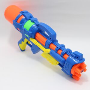 Pistola lanza agua
