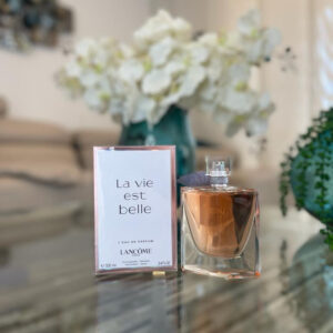 LA VIE EST BELLA LANCOME DAMA
