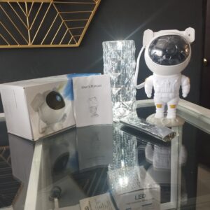 ASTRONAUTA LAMP. PROYECTOR DE GALAXIA