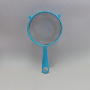Colador plastico 14cm