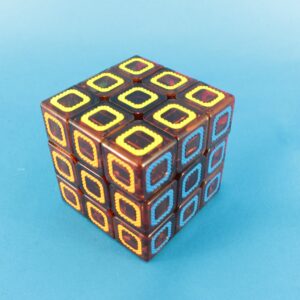 Cubo mágico translucido